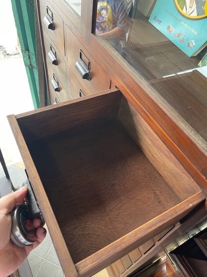 ตู้ลิ้นชัก 21 ลิ้นชัก ไม้สัก โบราณเก่าสะสม รูปที่ 12