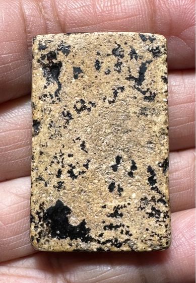 สมเด็จพิมพ์ใหญ่ ลงรักเก่าเดิมเนื้อแก่มวลสาร  รูปที่ 2