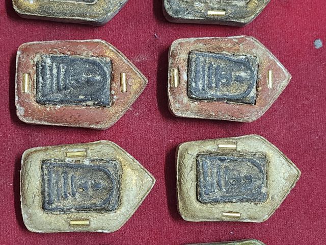 พระขุนแผนหลวงปู่ทิม หลังฝังสมเด็จวัดระฆัง พ.ศ.2409 ปี15 10 องค์  รูปที่ 9