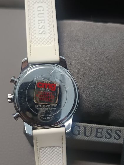 นาฬิกาGuess Marina W1025L1 ตัวเรือนทำจาก Stainless Steel หน้าปัดสีครีม คุณสมบัตินาฬิกา ประกอบด้วยฟังก์ชั่นวันที่, สัปดาห์ กันน้ำได้ลึก50เมตร รูปที่ 3