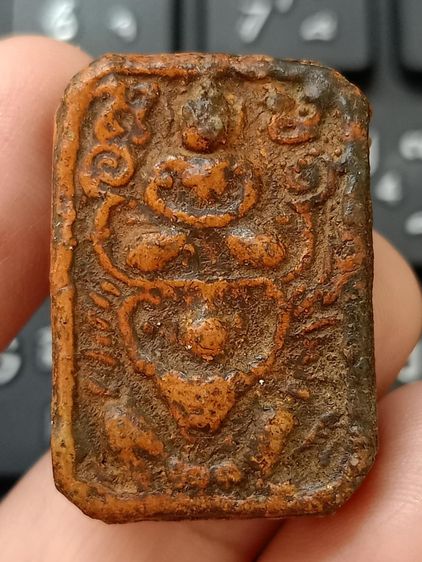 หลวงพ่อปานทรงครุฑ