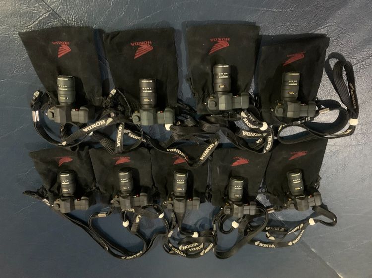 📌📌 💯 ขาย เหมา 9 ชุด USB Flash Drive 2 GB รูปกล้องถ่ายรูป โลโก้ Honda ของใหม่ รูปที่ 4