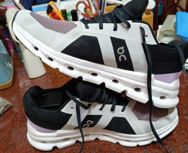 ขาย On Clould Runner  size 42.5 -275cm ของแท้ สภาพสวย รูปที่ 4
