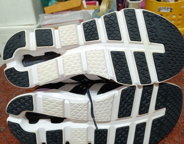 ขาย On Clould Runner  size 42.5 -275cm ของแท้ สภาพสวย รูปที่ 8