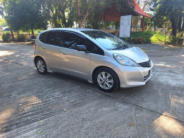 Honda City 2012 1.5 V i-VTEC Sedan เบนซิน ไม่ติดแก๊ส เกียร์อัตโนมัติ เทา รูปที่ 3