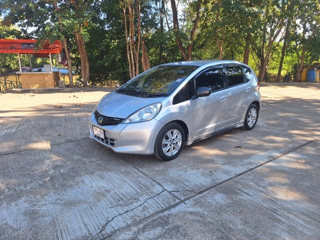 Honda City 2012 1.5 V i-VTEC Sedan เบนซิน ไม่ติดแก๊ส เกียร์อัตโนมัติ เทา รูปที่ 4