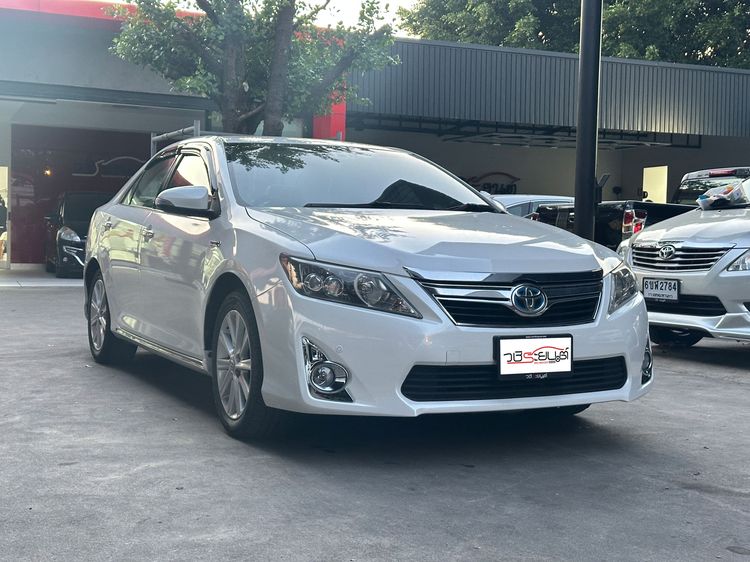 Toyota Camry 2013 2.5 Hybrid ไฮบริด เกียร์อัตโนมัติ ขาว รูปที่ 3