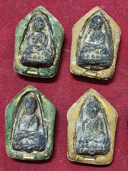 พระขุนแผนหลวงปู่ทิม ฝังหลวงปู่ทวดปี2497 ปี15 จำนวน10องค์ รูปที่ 9