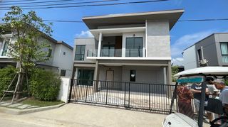 ขายบ้านเดี่ยวเอสเกตไลฟ์ ราชพฤกษ์–345 สวยใหม่ อายุ 3 ปี – หลังใหญ่ 64 ตร.ว. – พร้อมบิ้วอิน