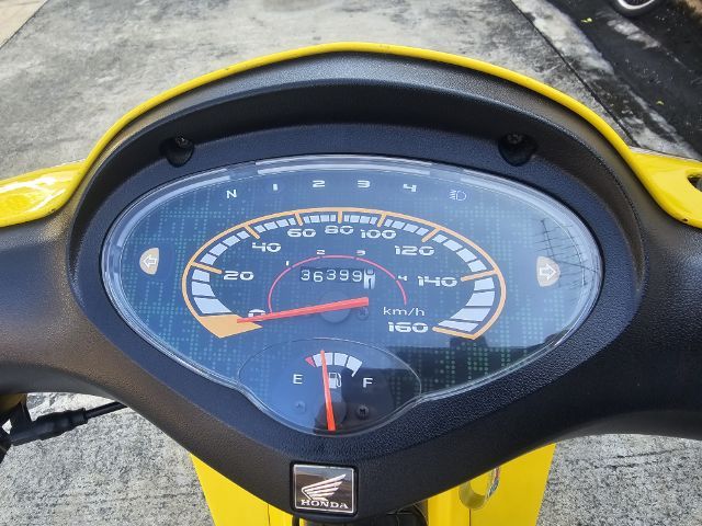 2004ฮอนด้าwave125rสภาพสวยใช้น้อย3หมื่นกว่าโล รูปที่ 17