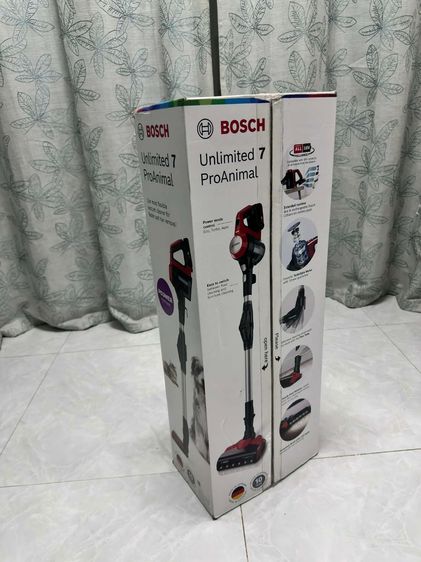 เครื่องดูดฝุ่น BOSCH vacuum cleaner Unlimited 7 ProAnimal สีแดง