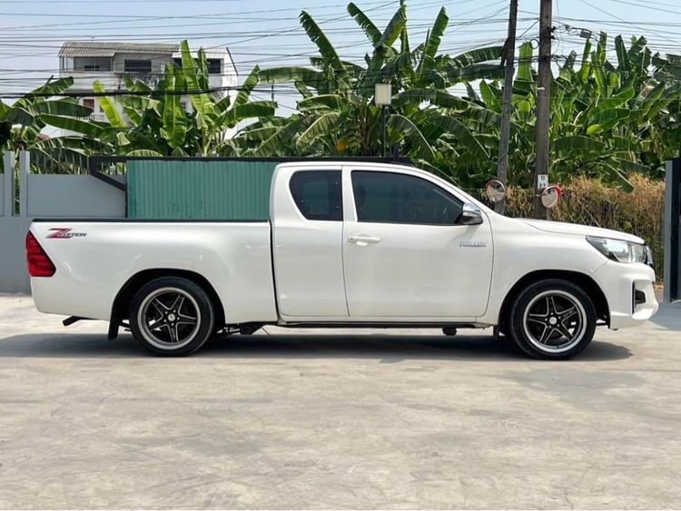 Toyota Hilux Revo 2019 2.4 Z Edition J Plus Pickup ดีเซล ไม่ติดแก๊ส เกียร์ธรรมดา ขาว รูปที่ 3