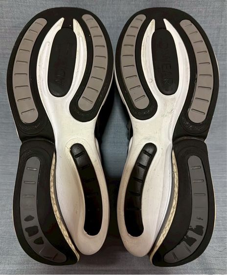 Adidas ปี2023 Size42 ส่งฟรี รูปที่ 5