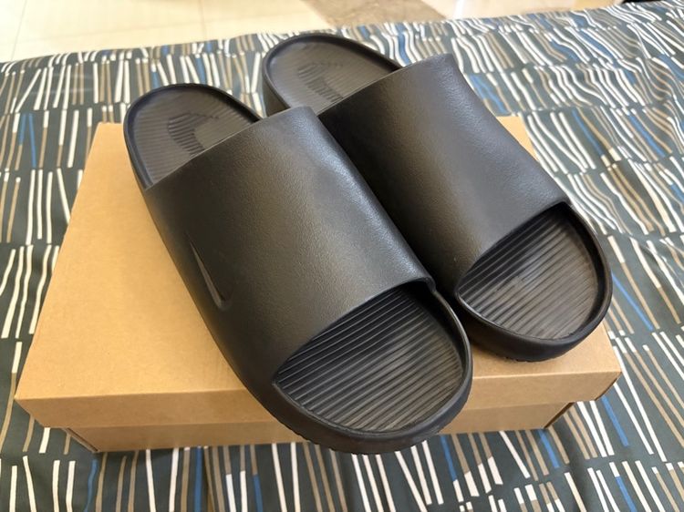 ดำ UK 12 | EU 47 1/3 | US 12.5 รองเท้าแตะ nike calm