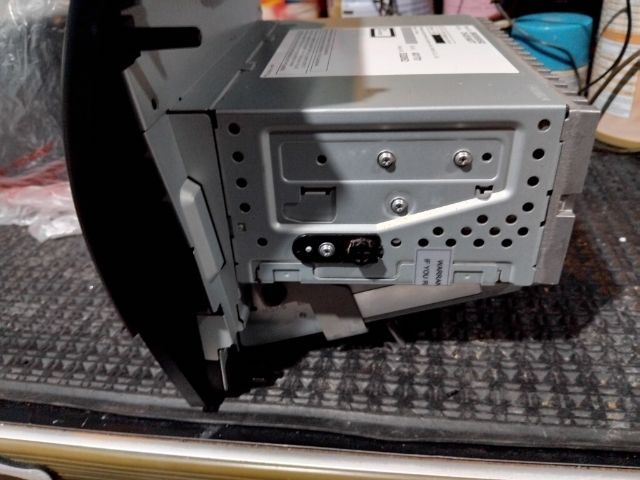 วิทยุจอเดิมถอดisuzuปี18 รูปที่ 8