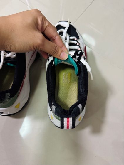 Skechers One Piece รูปที่ 8