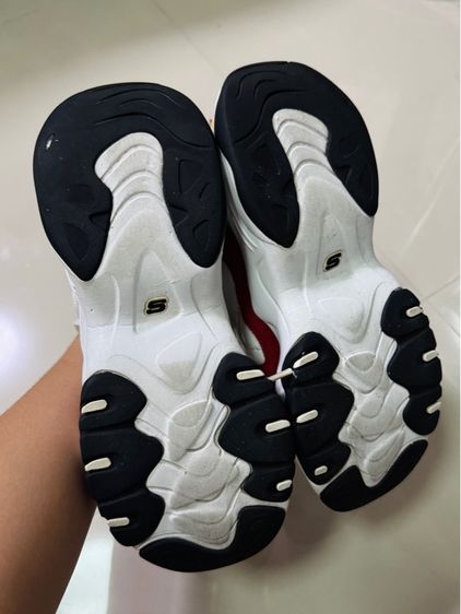 Skechers One Piece รูปที่ 6