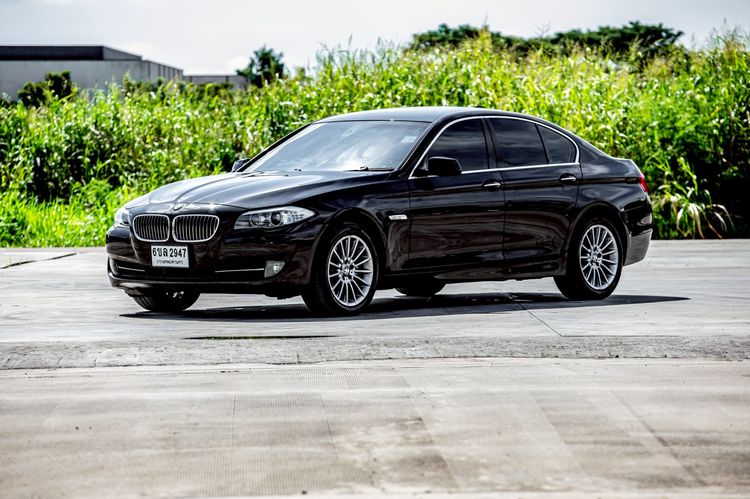 BMW Series 5 2010 523i Sedan เบนซิน เกียร์อัตโนมัติ ดำ รูปที่ 3