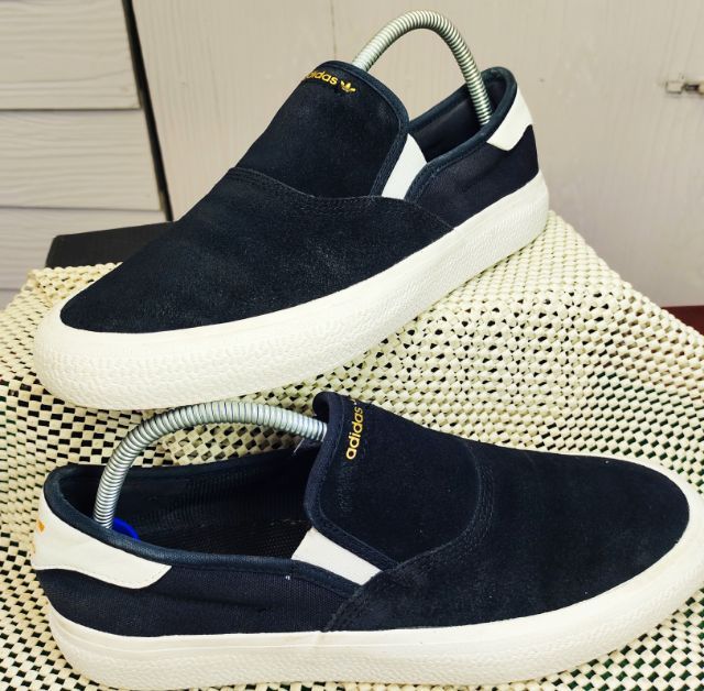 รองเท้า💥adidas Slip -on💥ของแท้‼️หนังกลับ สีดำ สวยๆ เดิมๆ สภาพดี💥ไซร์ 42 รูปที่ 2