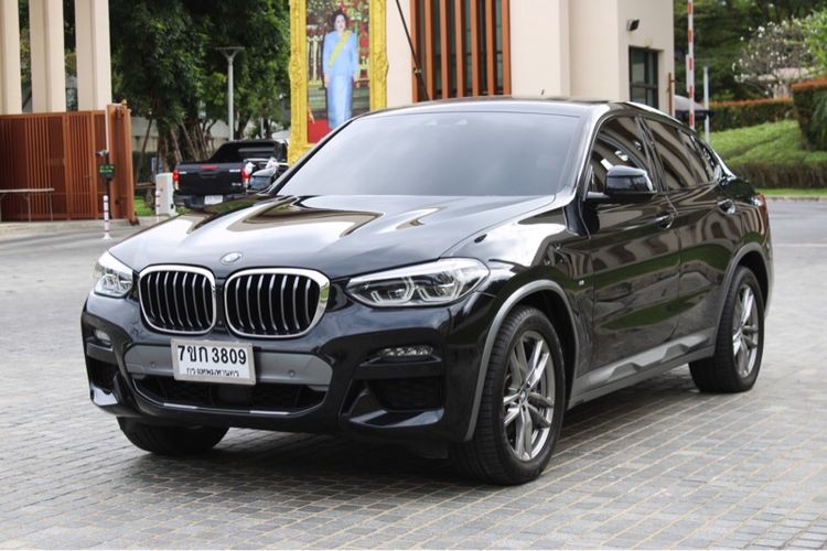BMW X4 2022 2.0 xDrive20d M Sport 4WD Utility-car ดีเซล เกียร์อัตโนมัติ ดำ รูปที่ 3