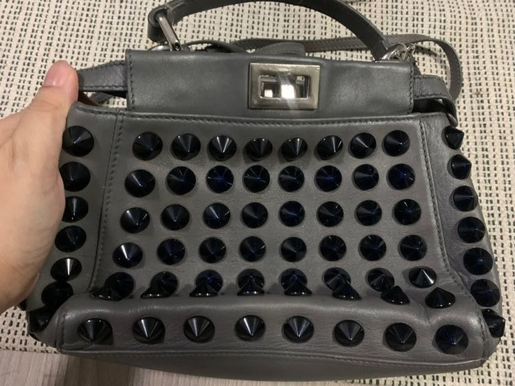 กระเป๋าหนังแท้ Fendi แท้ค่ะ รูปที่ 4