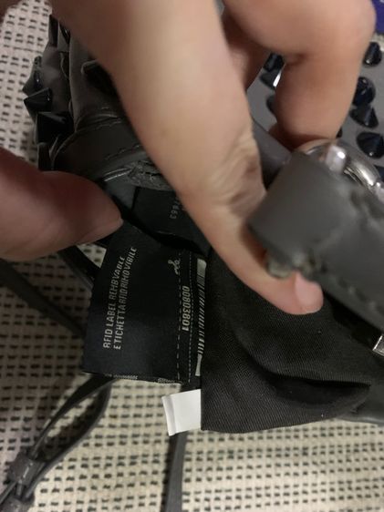 กระเป๋าหนังแท้ Fendi แท้ค่ะ รูปที่ 8