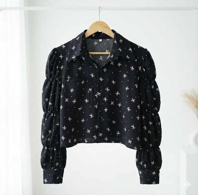 เสื้อดำเอวลอยแขนยาว ลายโบว์ รูปที่ 3