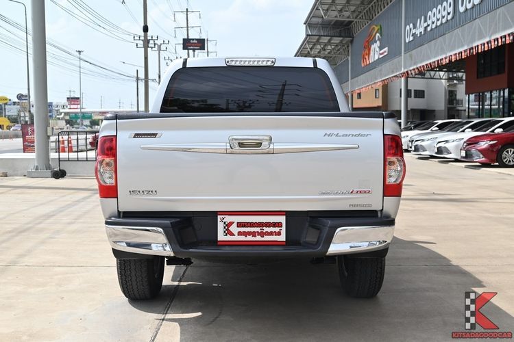 Isuzu D-MAX 2011 2.5 Hi-Lander Super Titanium Pickup ดีเซล ไม่ติดแก๊ส เกียร์ธรรมดา บรอนซ์เงิน รูปที่ 4