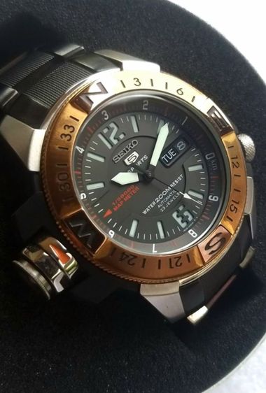 นสฬิกา Seiko5 Map Pinkgold
