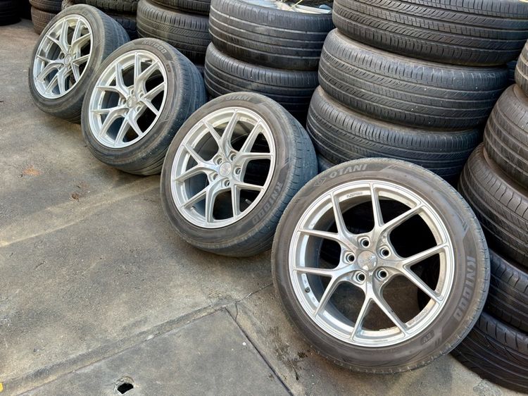 ล้อแฟชั่นขอบ18“8.5”อ๊อฟ35พร้อมยางปี24