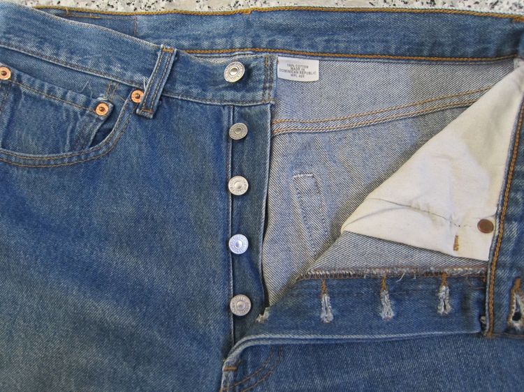 ขาย Levi's 501 W 33 L34 ของใหม่ใช้เองมือเดียว (ของแท้ๆ) สภาพเดิมๆ รูปที่ 8