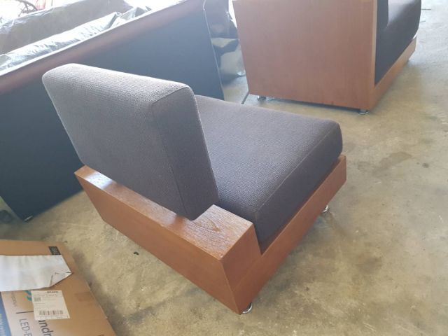 น้ำตาล ผ้า 1 ที่นั่ง โซฟามือสองสภาพดีเบาะถอดซักได้