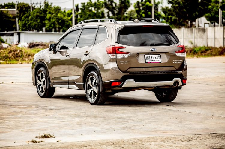 Subaru Forester 2019 2.0 i-S EyeSight Utility-car เบนซิน เกียร์อัตโนมัติ น้ำตาล รูปที่ 4