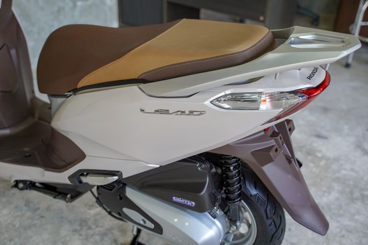 Lead 4V. รุ่นยอดนิยม ดาวน์แค่ 2900 จบไม่มีจ่ายเพิ่ม ออกได้ทุกจังหวัด มีบริการทำสัญญาถึงหน้าบ้าน ติดแบล็คลิส มีติดล่าช้า ติดแท็กซิ่ง ออกได้ รูปที่ 12