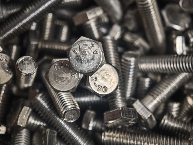 ขายน๊อตสแตนเลสหัวจม m8 