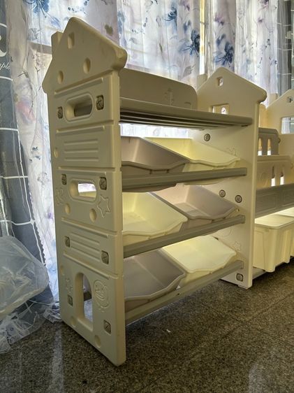 ชั้นวางของเล่นขนาดใหญ่ รูปที่ 2