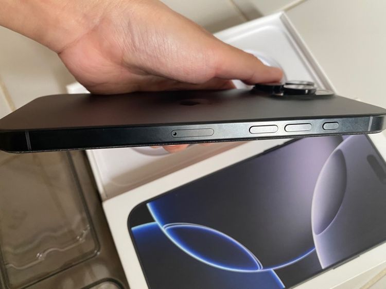 iPhone 16 Pro max 256GB ศูนย์ไทย เดิมๆปกติทุกอย่าง สภาพและตำหนิตามรูป รูปที่ 5