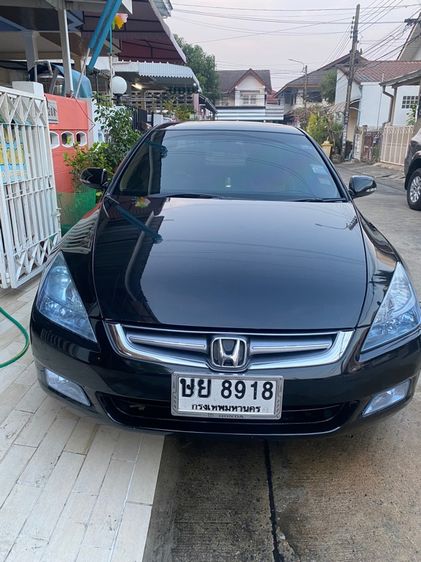 รถ Honda Accord 3.0 V6 i-VTEC สี ดำ