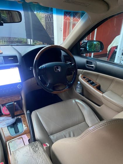 Honda Accord 2004 3.0 V6 i-VTEC Sedan เบนซิน LPG เกียร์อัตโนมัติ ดำ รูปที่ 3