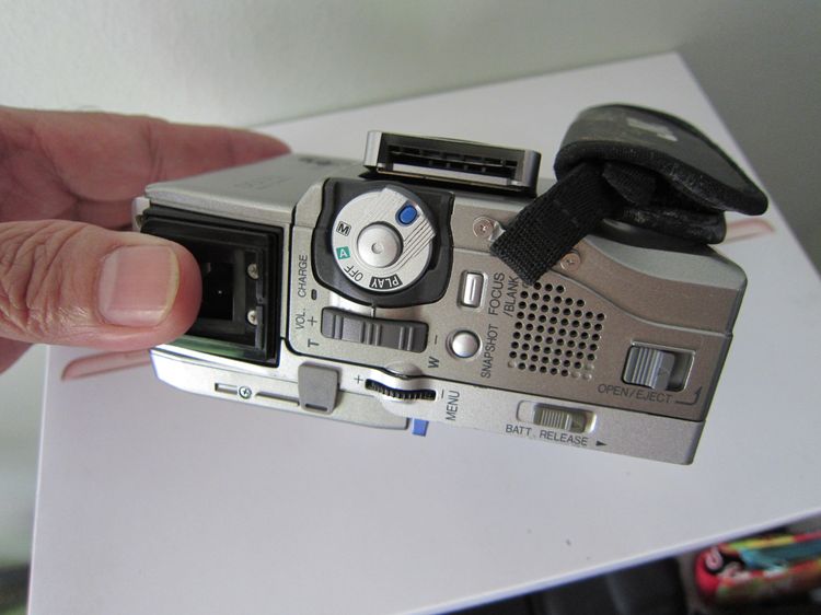 ขายกล้อง JVC รุ่นเก่า สำหรับนักสะสม รูปที่ 7
