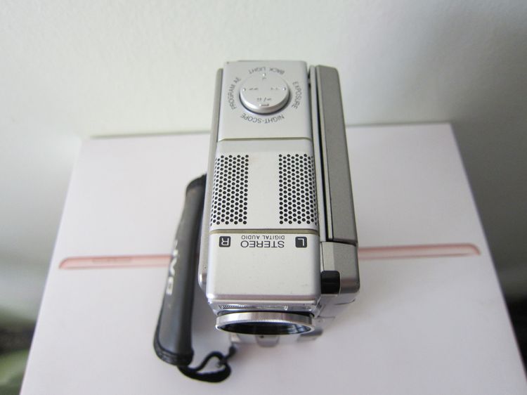 ขายกล้อง JVC รุ่นเก่า สำหรับนักสะสม รูปที่ 4
