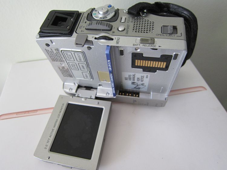 ขายกล้อง JVC รุ่นเก่า สำหรับนักสะสม รูปที่ 6