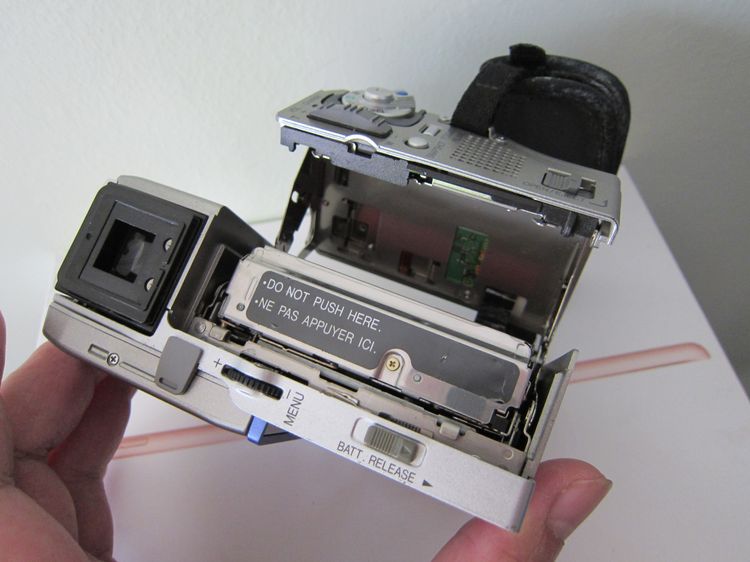 ขายกล้อง JVC รุ่นเก่า สำหรับนักสะสม รูปที่ 8