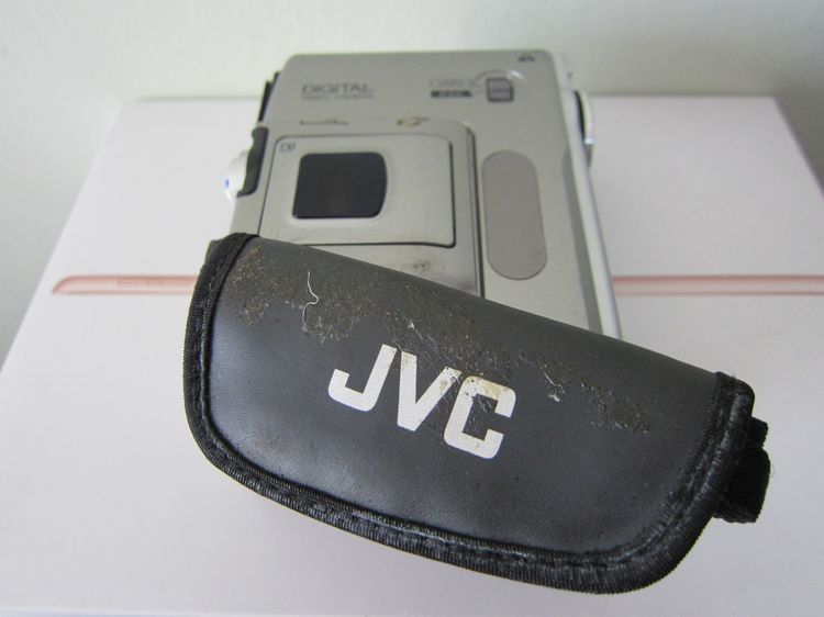 ขายกล้อง JVC รุ่นเก่า สำหรับนักสะสม