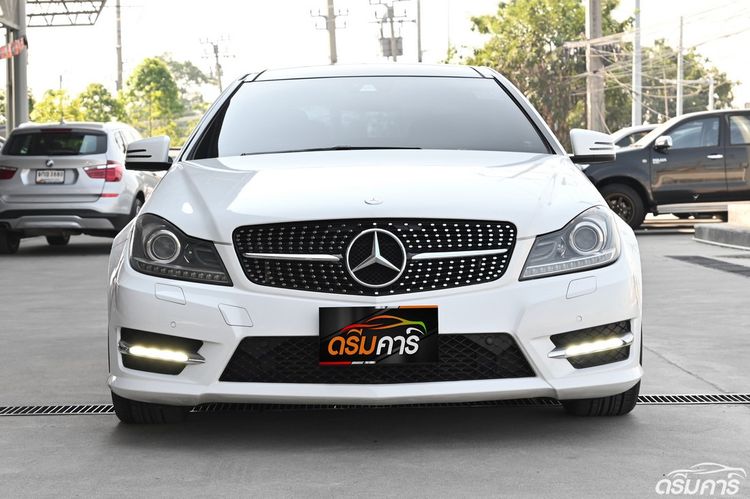 Mercedes-Benz C-Class 2014 C180 AMG Sedan เบนซิน ไม่ติดแก๊ส เกียร์อัตโนมัติ ขาว รูปที่ 2