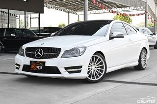 รถสปอร์ตคูเป้ Benz C180 AMG W204 มือสอง ปี 2014 ตัว Top หลังคาแก้ว ไมล์แท้ สภาพสวยจัด (รหัสสินค้า EC)