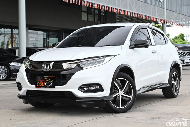 รถ Honda HR-V 1.8 RS สี ขาว