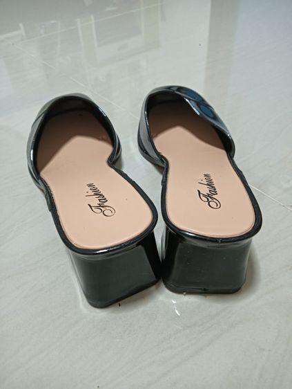 รองเท้าผู้หญิง เบอร์ 36 สูง 1.5 นิ้ว รูปที่ 2