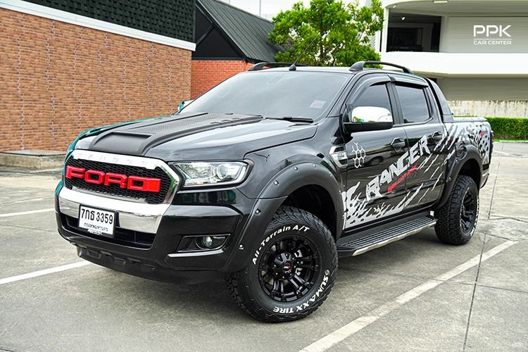 รถ Ford Ranger 2.2 Hi-Rider XLT สี ดำ