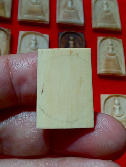 สมเด็จเนื้อแท้ธรรมชาติลายชัดแกะมือ รูปที่ 5